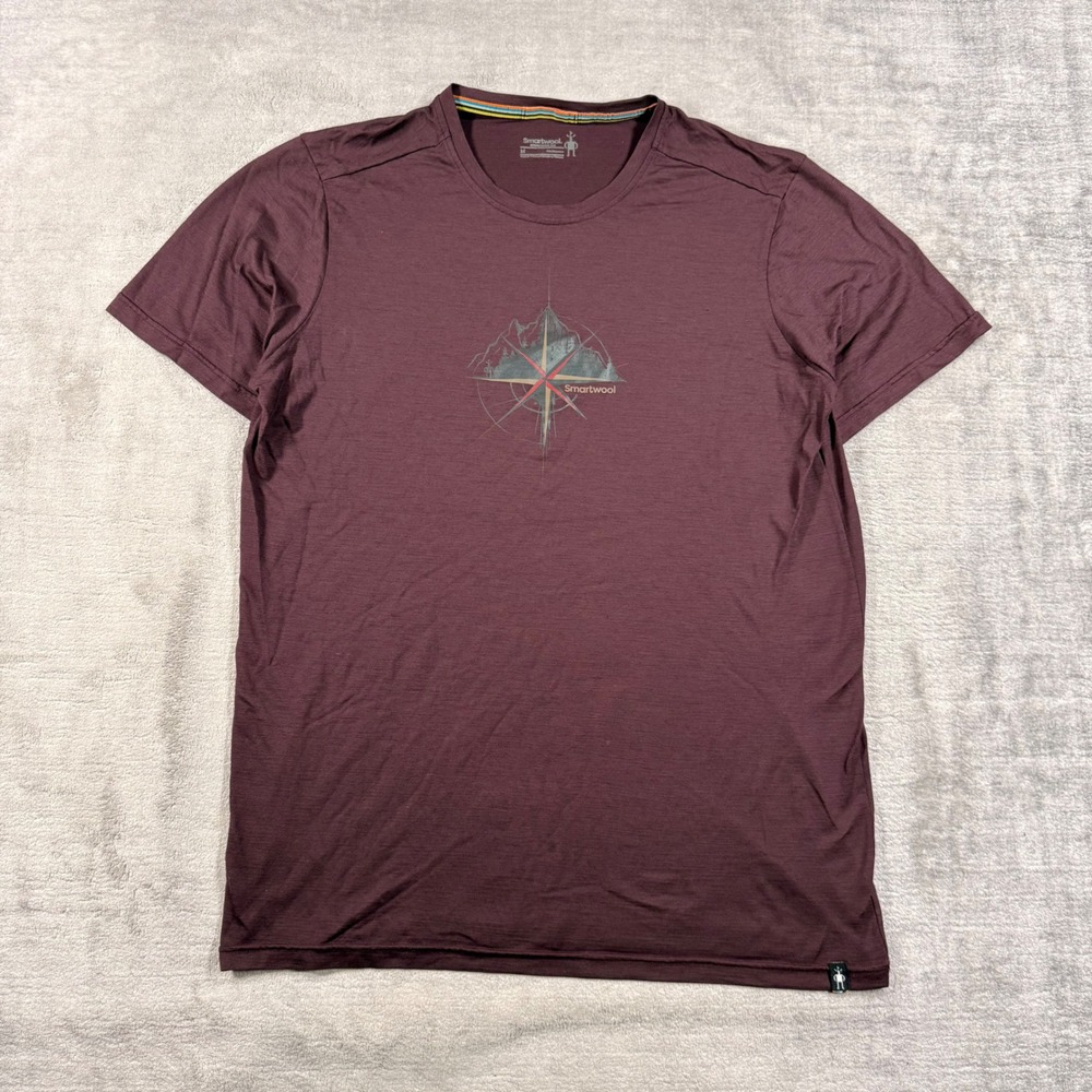 Smartwool Merino Sport 150 Shirt Mens Medium Burgundy Compass Graphic Activewear